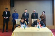 منتدى السياحة و التجارة في طاجيكستان وأوزبكستان. وقعت شركات السياحة في البلدين 21 اتفاقية تعاون