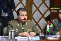 وقع وزيرا دفاع طاجيكستان وبيلاروسيا خطة تعاون عسكري لعام 2023
