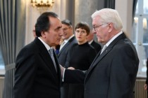 السفير الطاجيكي ينقل برقية تهنئة فخامة رئيس طاجيكستان الى الشعب الالماني