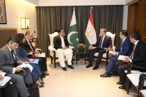 طاجيكستان وباكستان تبحثان عددًا من القضايا المهمة للتعاون الثنائي