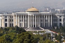 أمر رئيس جمهورية طاجيكستان إمام علي رحمن بالقضاء على تداعيات الكارثة الطبيعية في ناحية راشت قلعه