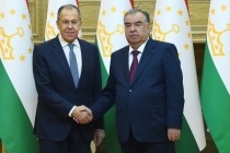 زعيم الأمة إمام علي رحمان يستقبل وزير خارجية روسيا الاتحادية سيرغي لافروف