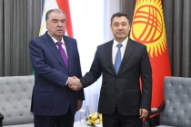 رئيس جمهورية طاجيكستان امام علي رحمان يلتقي مع رئيس جمهورية قيرغيزستان سدير جاباروف