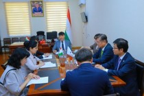 الممثل الخاص لوزارة الخارجية الكورية يزور الجامعة الدولية للغات الأجنبية في طاجيكستان