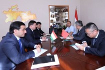 يتوسع التعاون بين الجامعة الوطنية في طاجيكستان وجامعة شيان للنقل في الصين