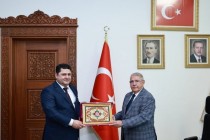 يتعزز التعاون بين إقليمي طاجيكستان وتركيا يتعزز