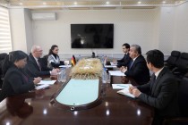 مناقشة مسألة تصدير المنتجات الصديقة للبيئة من طاجيكستان إلى ألمانيا