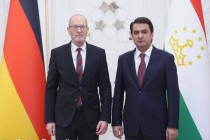 رستم إمام علي يستقبل السفير الألماني المعين حديثا لدى طاجيكستان يورك شوغراف