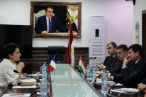 طاجيكستان و فرنسا تتعززان التعاون في مجال السياحة