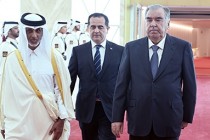 بدء زيارة العمل الي دولة قطر