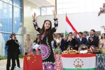 مشاركة الشباب الطاجيك في مهرجان الطلاب الدولي الثامن “مساحة واحدة للجميع” في موسكو