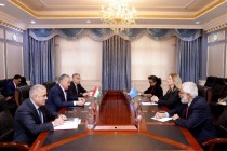 مناقشة تطوير التعاون المفيد بين طاجيكستان وبرنامج الأمم المتحدة الإنمائي في دوشنبه