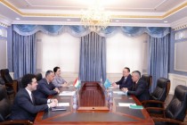مناقشة مسألة توسيع التعاون بين طاجيكستان وكازاخستان