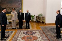 سفير طاجيكستان يسلم أوراق اعتماده لرئيس جمهورية مصر العربية