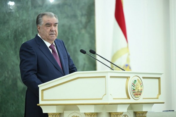 Peshvoi-millat-dar-mulokot-bo-kormandoni-makomoti-sudi-2