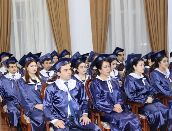 Avvalin-magistrantoni-magistraturai-_Maktabi-davlatdorii-Emomal-Ra-mon_-2