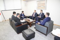 طاجيكستان واليابان تبحثان تعزيز التعاون في تدريب الكوادر الدبلوماسية
