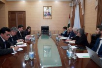 بحث سبل تعزيز التعاون العلمي بين طاجيكستان وإيطاليا