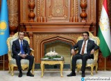 لقاء رئيس المجلس الوطنى الطاجيكي رستم إمام علي مع رئيس مجلس الشيوخ الكازاخي ماولن أشيمباييف