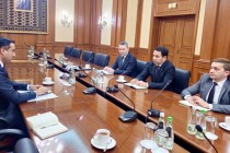 لقاء السفير مع رئيس مجلس البنك الحكومي للأنشطة الاقتصادية الخارجية في تركمانستان