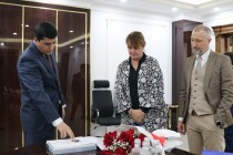 لقاء رئيس لجنة حماية البيئة مع مدير الوكالة الألمانية للتعاون الدولي في طاجيكستان