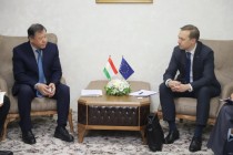 بحث تعزيز التعاون في مكافحة الإرهاب والتطرف بين طاجيكستان والاتحاد الأوروبي