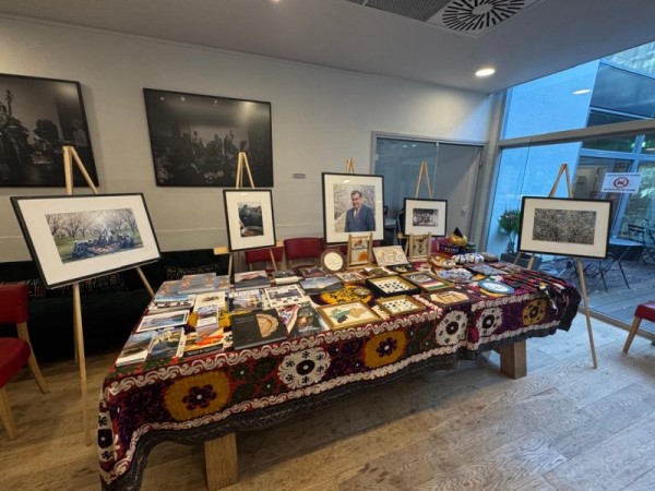 ashni_Navr-zi_bajnalmilal-_dar_Amsterdam_d