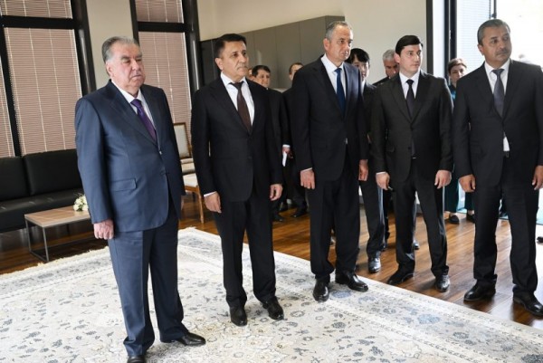 55227572553_e70df9eaa9_b (1)