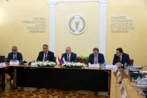 بحث تعزيز التعاون الاقتصادي بين طاجيكستان وروسيا في موسكو