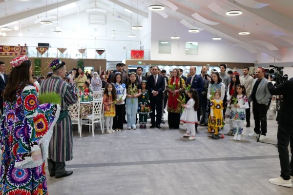 ashni-Navr-z-dar-sha-ri-Dyusseldorf-12