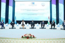 منتدى ضمان استدامة النظم الغذائية في ظل نقص المياه العالمي في دوشنبه
