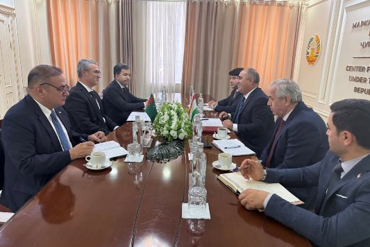 Markazi-tadkikoti-strategi-1