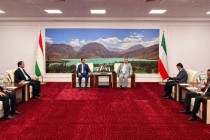 طاجيكستان والكويت تبحثان تعزيز التعاون بين السلطتين القضائيتين