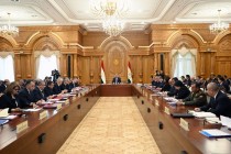 اجتماع حكومة جمهورية طاجيكستان برئاسة إمام علي رحمان