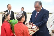 بدء زيارة العمل إلى تركمانستان
