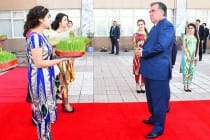 رئیس جمهوری تاجیکستان: نوروز جشنی است که زندگی و روشنایی، نیکی و نکوکاری، صلح و سازندگی را ستایش می کند و مقام انسان را عزیز و گرامی می‌دارد