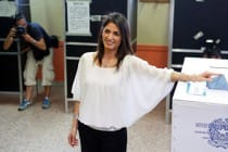 برای نخستین بار  یک زن شهردار رم ایتالیا انتخاب شد