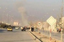 بر اثر دو حمله انتحاری در نزدیکی مجلس نمایندگان افغانستان 25 نفر کشته شدند