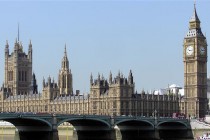 پارلمان انگلیس لایحه آغاز فرآیند خروج از اتحادیه اروپا را تصویب کرد