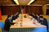 ملاقات وزرای خارجه تاجیکستان و چین در آستانه