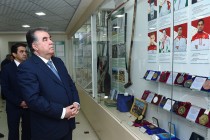 پیشوای ملت امامعلی رحمان با شرایط ساختمان کمیته ملی المپیک تاجیکستان پس از تجدید شناس شدند