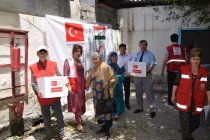 در آستانه عید سعید فطر هلال احمر تاجیکستان به نیازمندان شهر دوشنبه کمک کرد