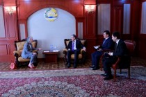 در دوشنبه دورنمای توسعه روابط دوجانبه تاجیکستان و فرانسه بررسی شد