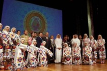 وزیر فرهنگ قطر: از هنر بلند هنرپیشگان تاجیک خوشحال شدم
