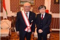 آکادمیسین تلبک نظرف با مدال طلوع آفتاب ژاپن تقدیر شد
