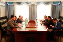 دیدار و گفتگوی وزیر خارجه تاجیکستان با نماینده ویژه رئیس جمهوری روسیه در امور افغانستان