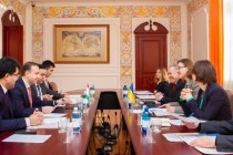 اولین رایزنی های سیاسی بین وزارت امور خارجه تاجیکستان و اوکراین در کی یف برگزار شد