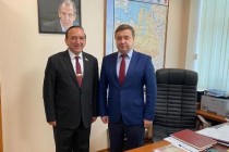 ظفر سعیدزاده، سرکنسول جمهوری تاجیکستان در یكاترینبورگ با دیپلمات روسی دیدار كرد