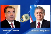 امامعلی رحمان، رئیس جمهوری تاجیکستان با شوکت میرضیایف، رئیس جمهوری ازبکستان صحبت تلفنی کردند