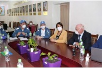 کووید-19: تا کنون دو جلسه آموزشی برای پرستاران به همراه متخصصان ازبک انجام شد